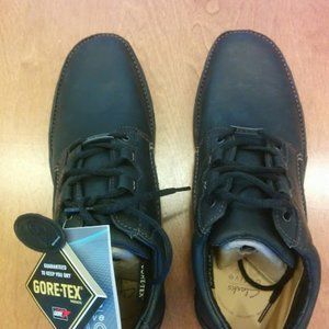 Brand New Winter Gore - Tex Men Shoes , Size UK 10 G Clarks